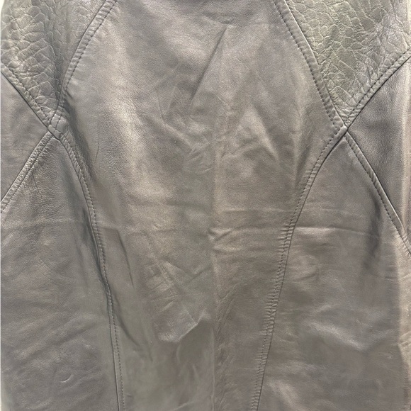 Vintage Soft Black Leather Skirt Size 8 - Picture 2 of 16